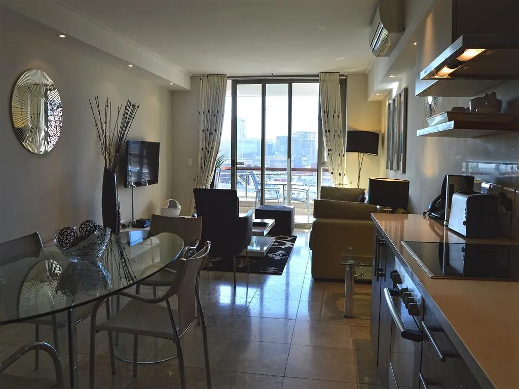 Canal Quays Apartments  Kapstadt