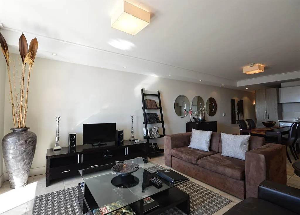Canal Quays Apartments  Kapstadt