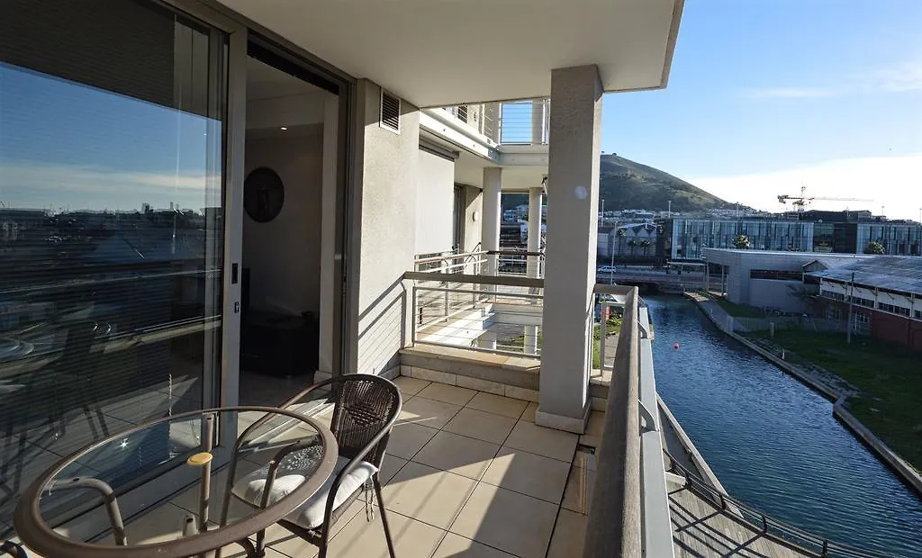 Canal Quays Apartments Südafrika