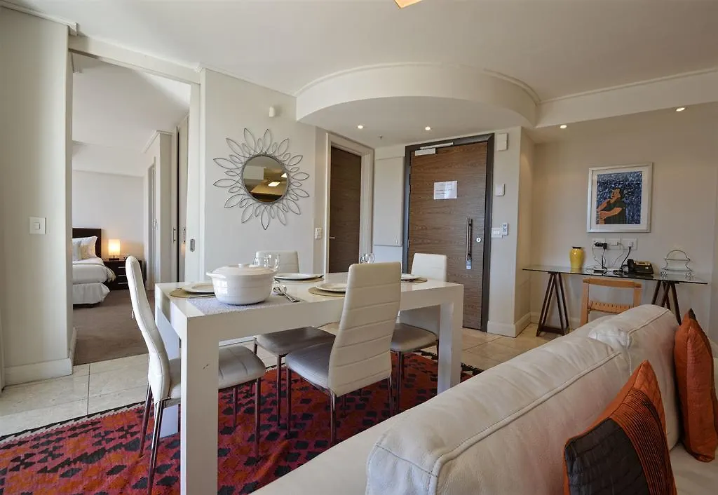Canal Quays Apartments  Kapstadt